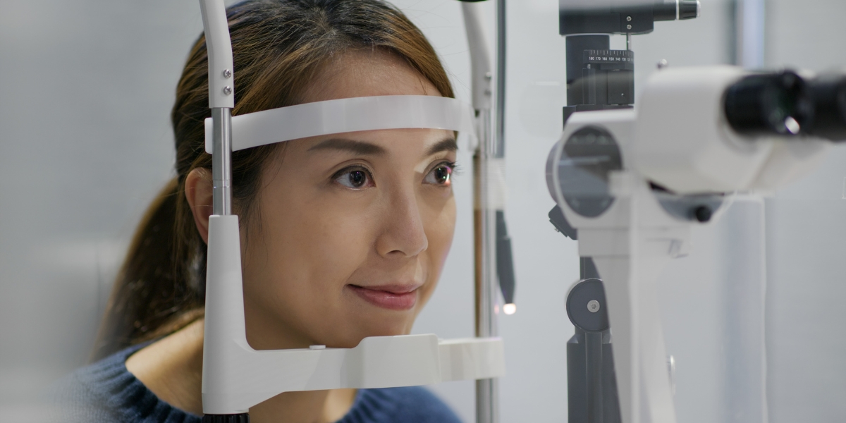 Você está visualizando atualmente Como cuidar da saúde ocular durante a menopausa